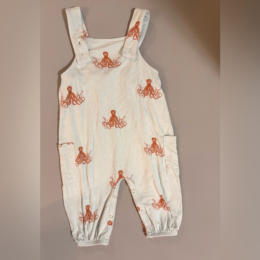 Mint condition Kate Quinn White and Orange Octopus Overalls